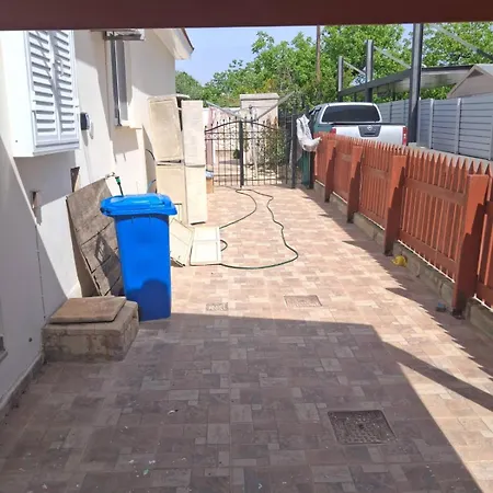 בית נופש Empa With Private Pool *